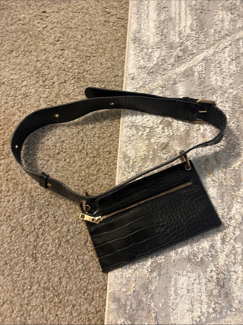 Forever 21 Black Croc-Embossed Belt Crossbody Bag with Gold Hardware